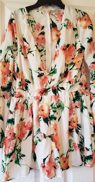 Flower romper - Picture 4 of 4